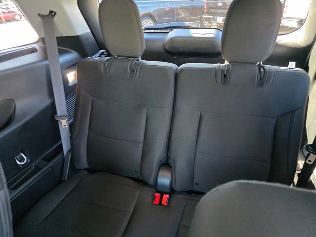 Used 2023 Ford Explorer XLT image 11