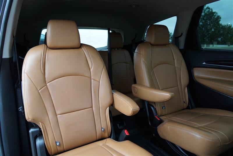 Used 2020 Buick Enclave Essence FWD image 74