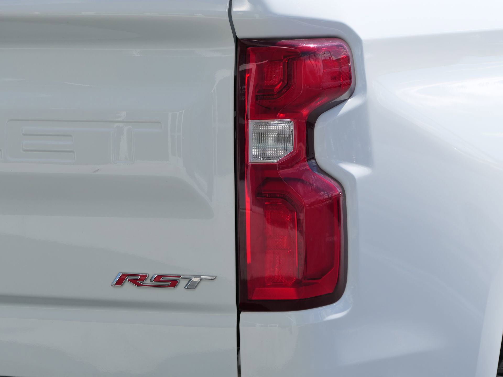 Used 2020 Chevrolet Silverado 1500 RST image 4