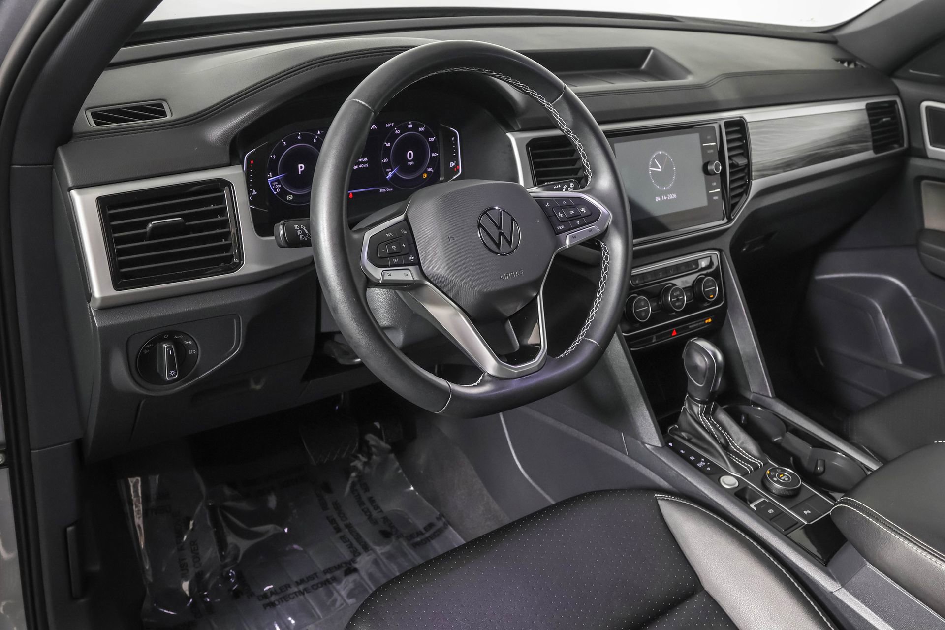 Used 2022 Volkswagen Atlas Cross Sport SE AWD/4WD image 4
