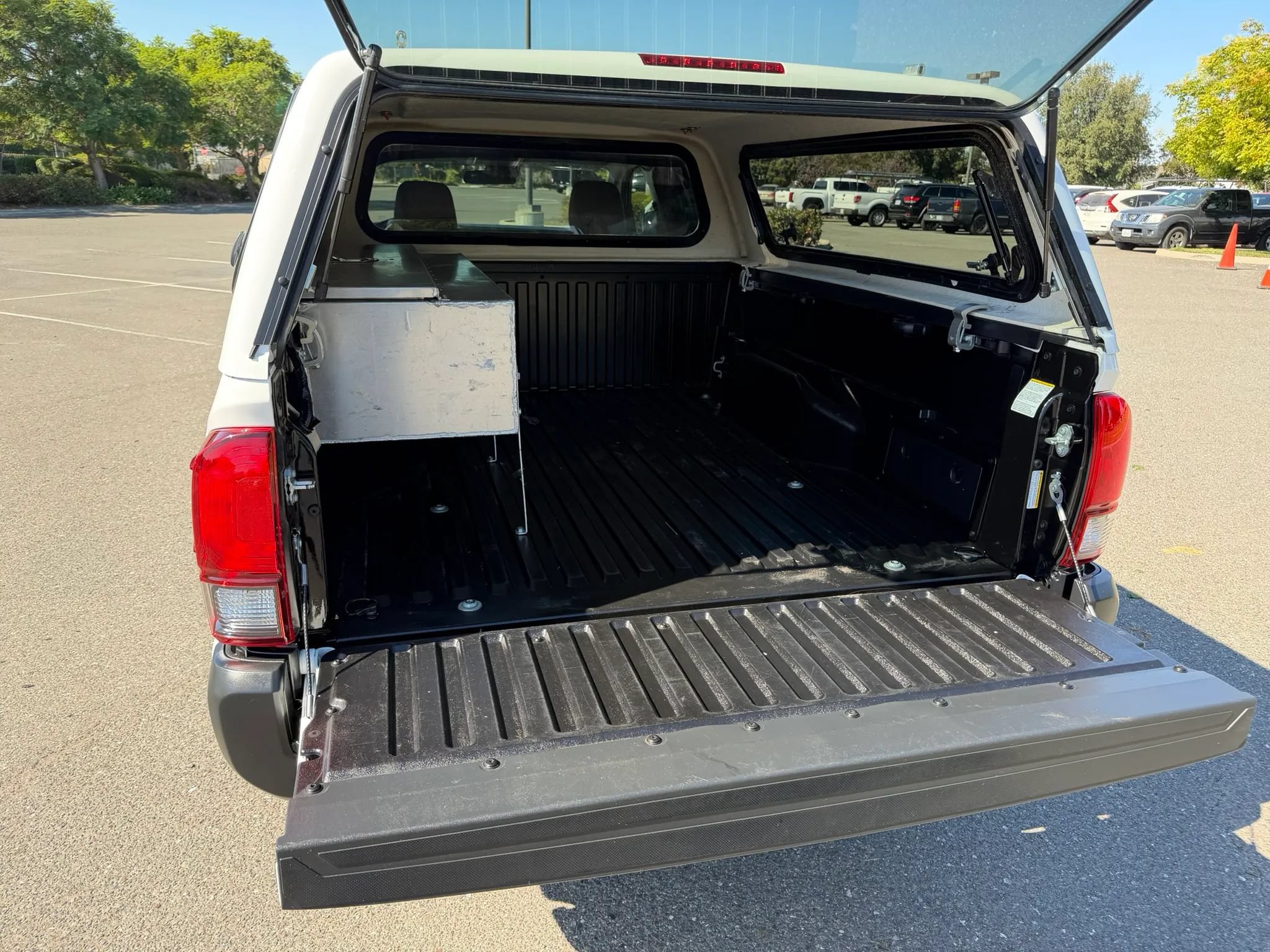 Used 2023 Toyota Tacoma SR RWD image 12
