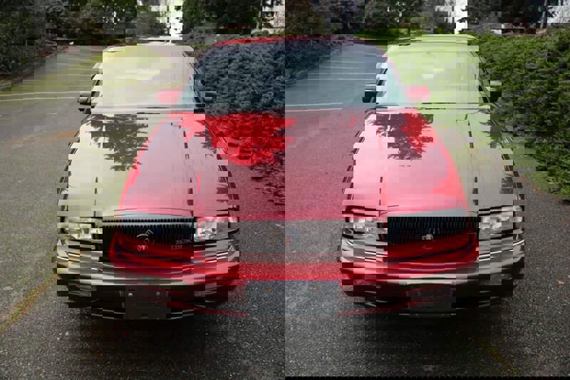 Used 1995 Buick Regal Custom image 9