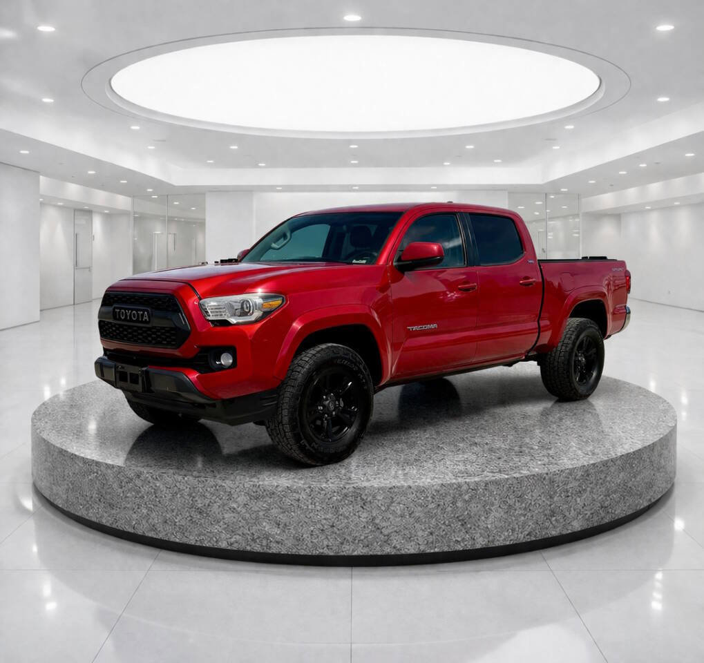 Used 2016 Toyota Tacoma SR5 w/ SR5 Appearance Package (SN) image 2