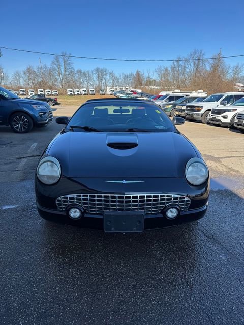 Used 2004 Ford Thunderbird image 2