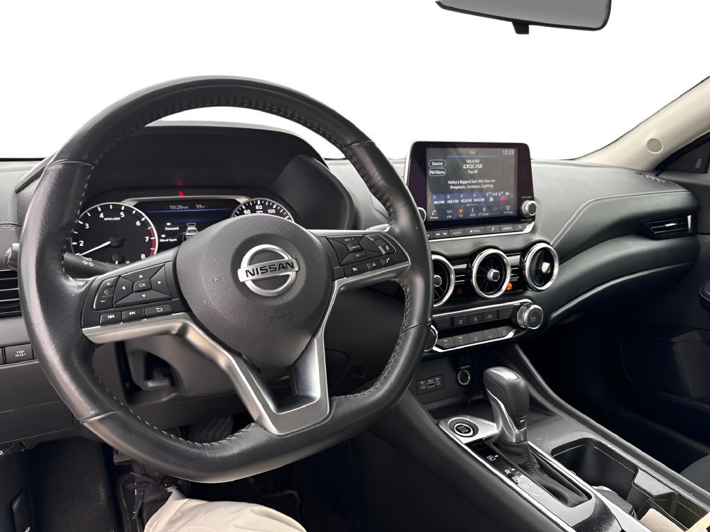 Used 2023 Nissan Sentra SV FWD image 10