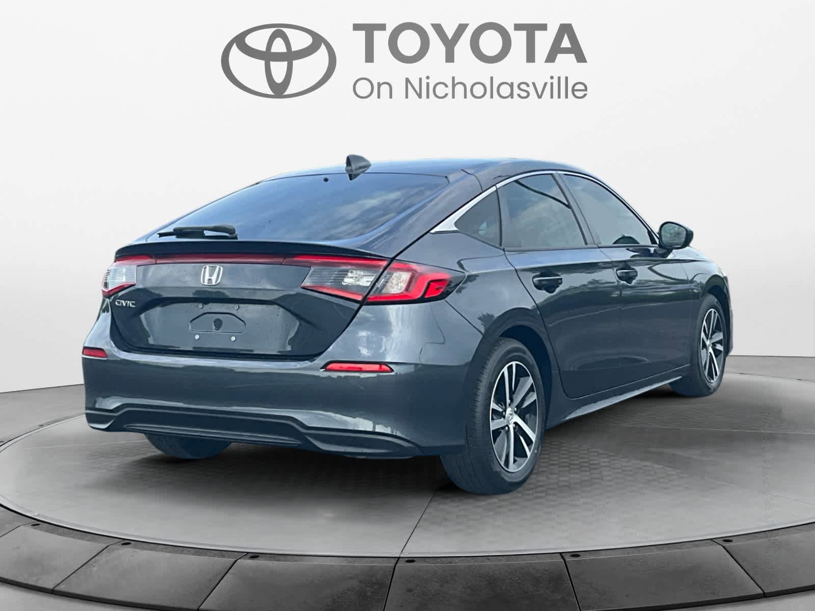 Used 2024 Honda Civic LX image 6