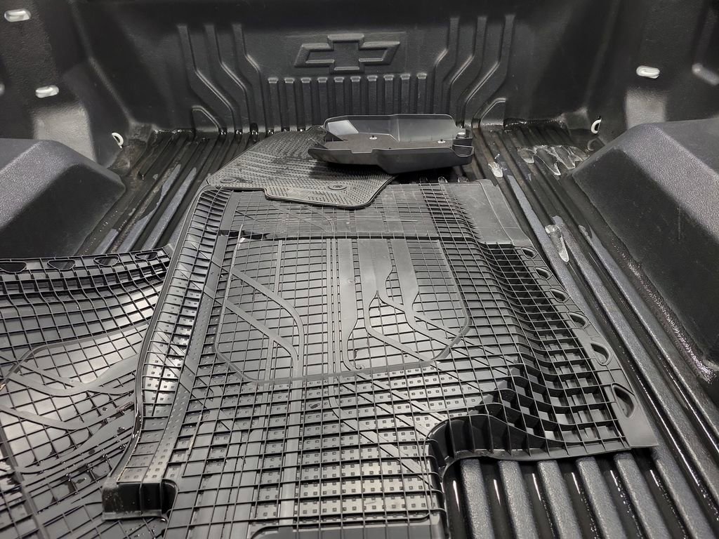 Used 2021 Chevrolet Silverado 1500 Custom image 10