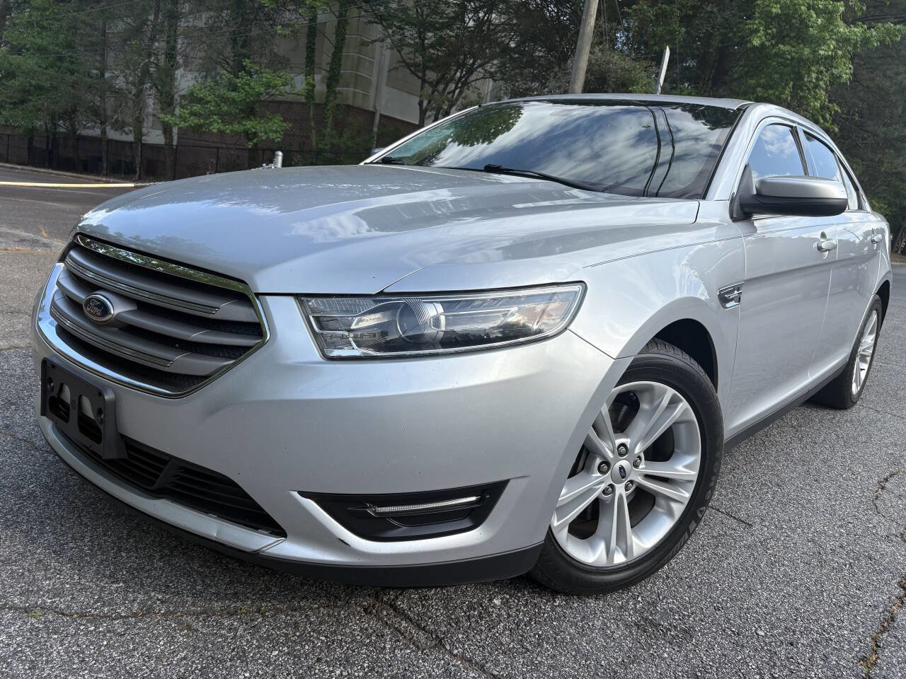 Used 2016 Ford Taurus SEL w/ Equipment Group 201A FWD image 1
