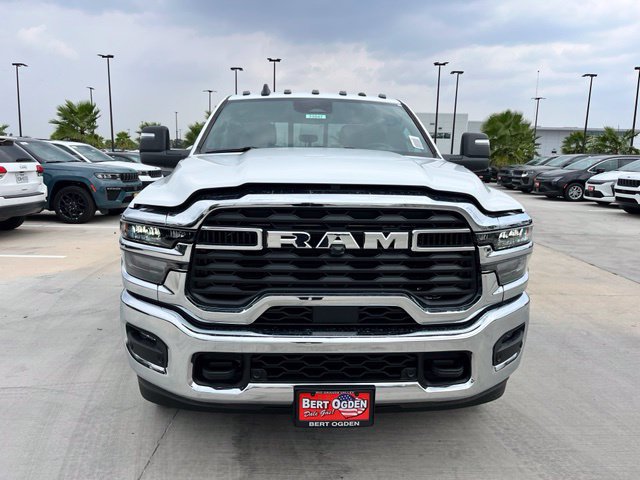 New 2027 RAM 3500 Tradesman AWD/4WD image 2