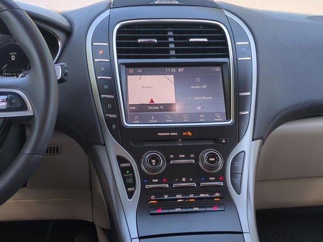 Used 2019 Lincoln Nautilus Select image 17