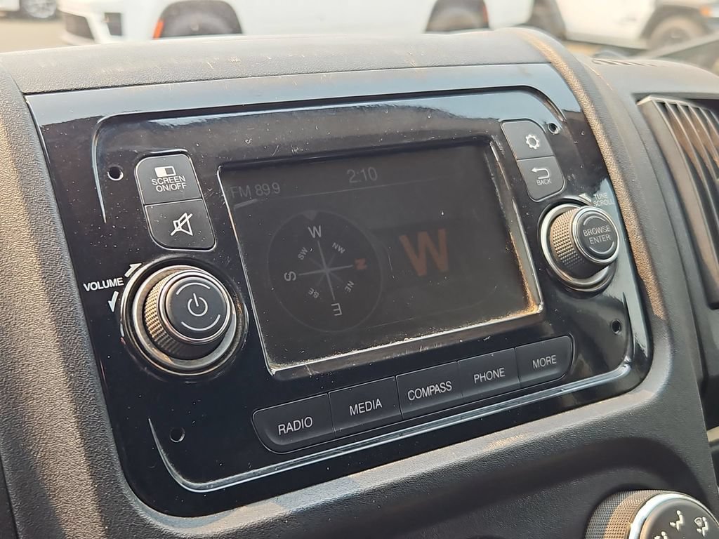 Used 2018 RAM ProMaster 2500 w/ Premium Appearance Group FWD image 23