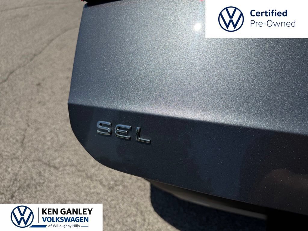 Certified 2023 Volkswagen Taos SEL w/ Black Wheel Package AWD/4WD image 33