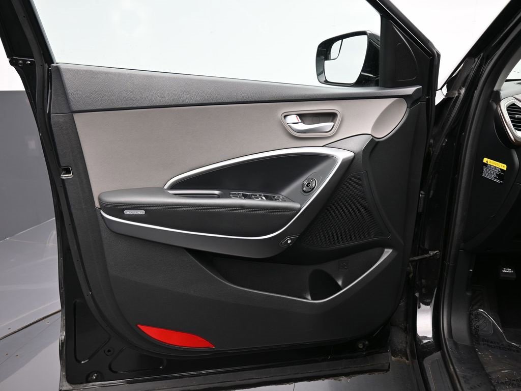 Used 2018 Hyundai Santa Fe Sport w/ 2.4L Value Package 02 image 30