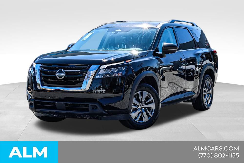 Used 2024 Nissan Pathfinder SV