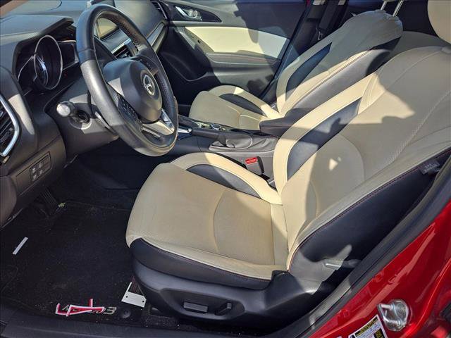 Used 2016 MAZDA MAZDA3 s Grand Touring FWD image 14