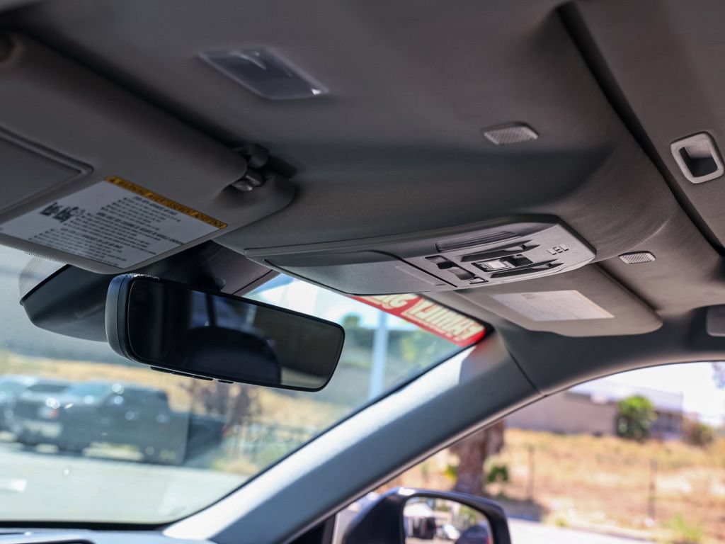 Used 2023 Toyota Highlander XLE FWD image 13