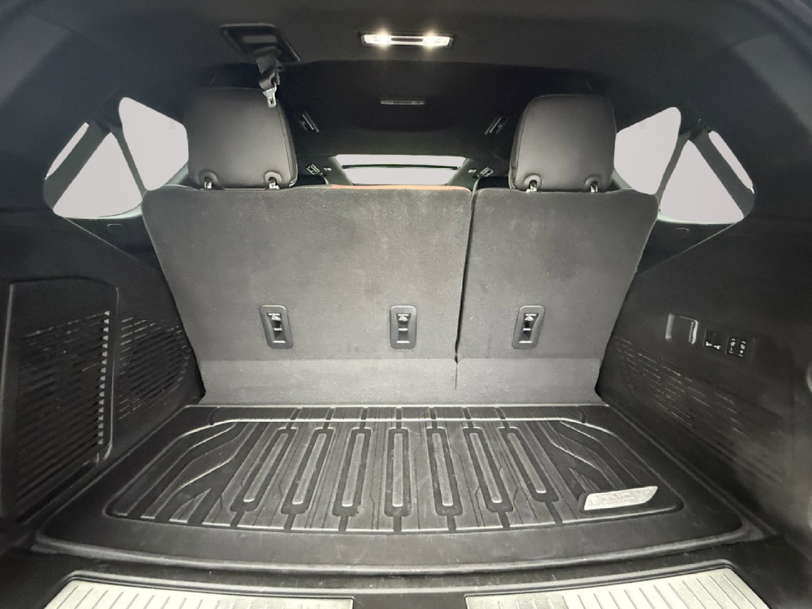 Certified 2023 GMC Yukon Denali Ultimate image 41