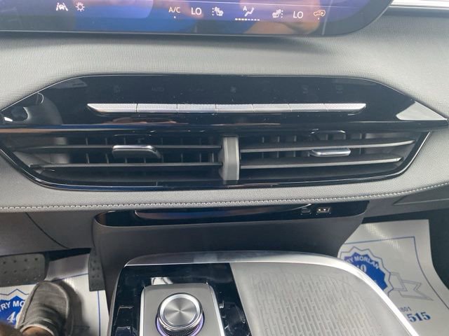 New 2026 Buick Enclave Sport Touring w/ Power Package image 23