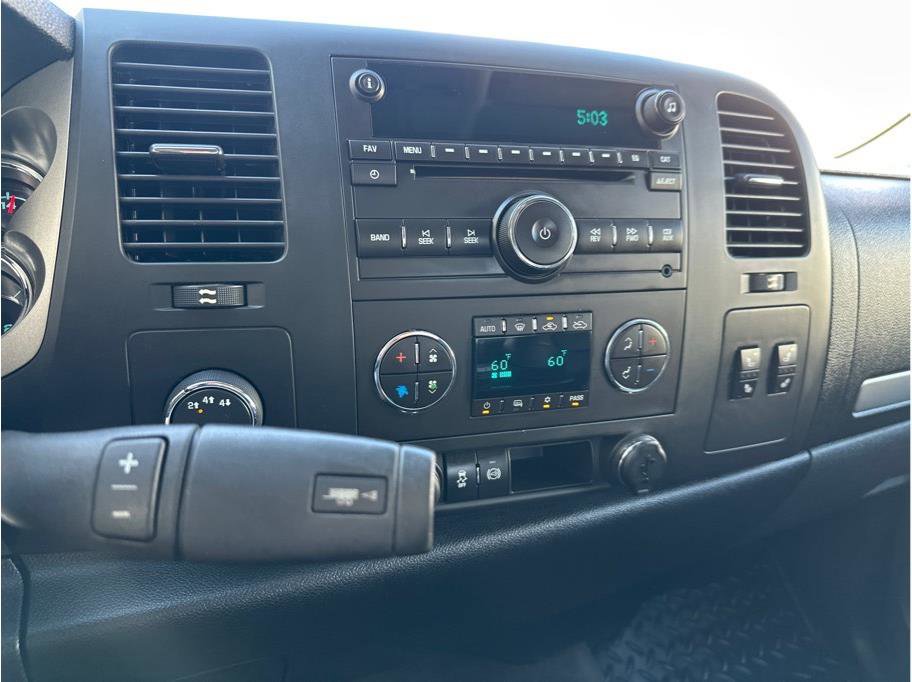 Used 2013 GMC Sierra 2500 SLE w/ SLE Preferred Package image 42