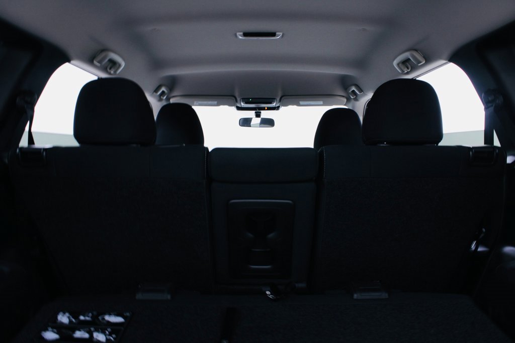 Used 2024 Mitsubishi Outlander ES image 23