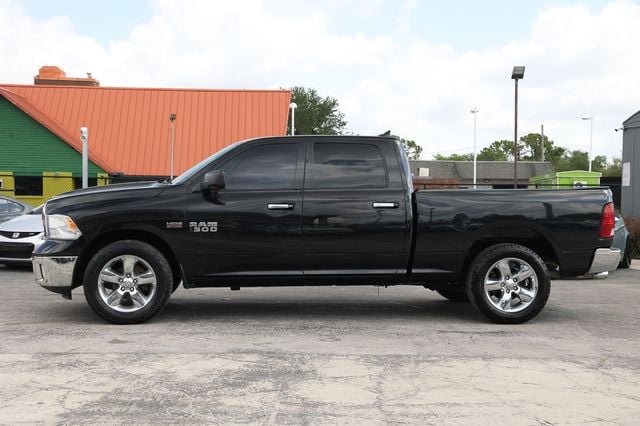 Used 2017 RAM 1500 SLT RWD image 4