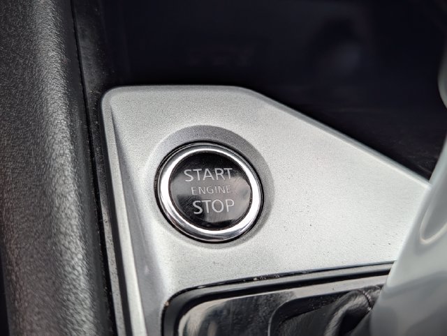 Used 2024 Nissan Altima 2.5 SV FWD image 26
