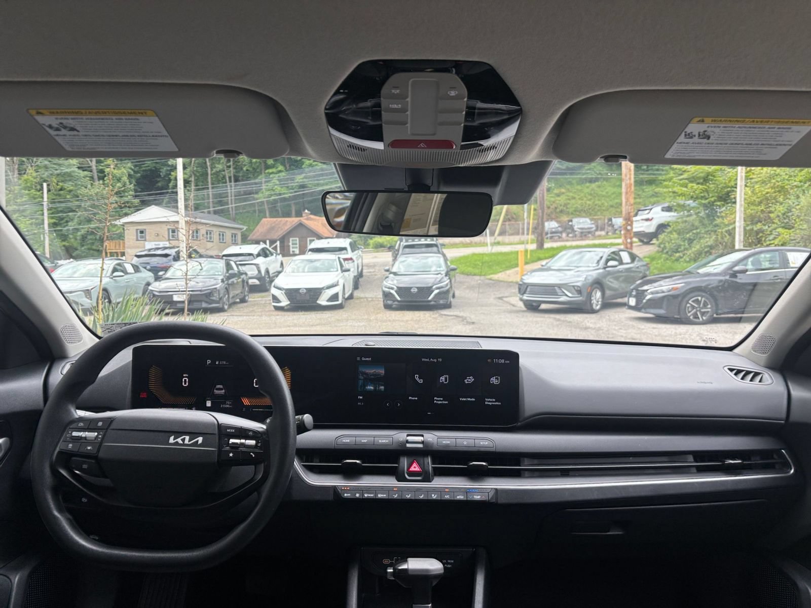 Used 2025 Kia K4 FWD image 32