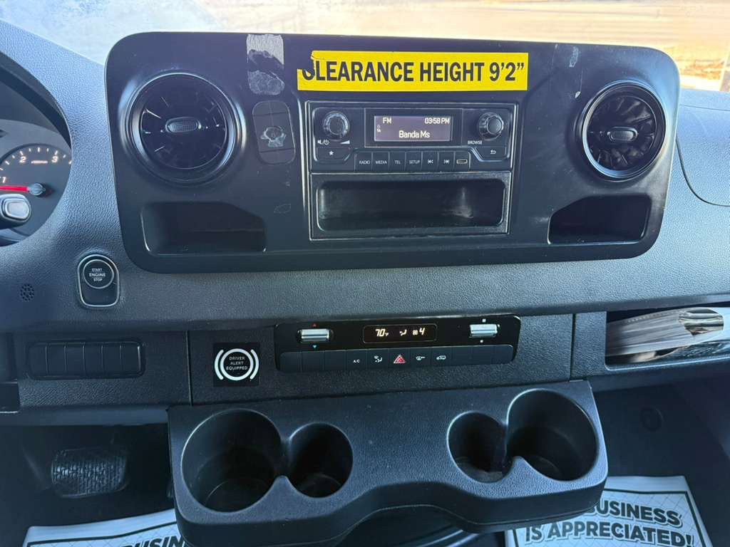 Used 2019 Mercedes-Benz Sprinter 144 image 11