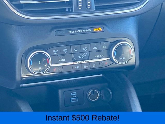 Used 2022 Ford Escape Titanium image 12