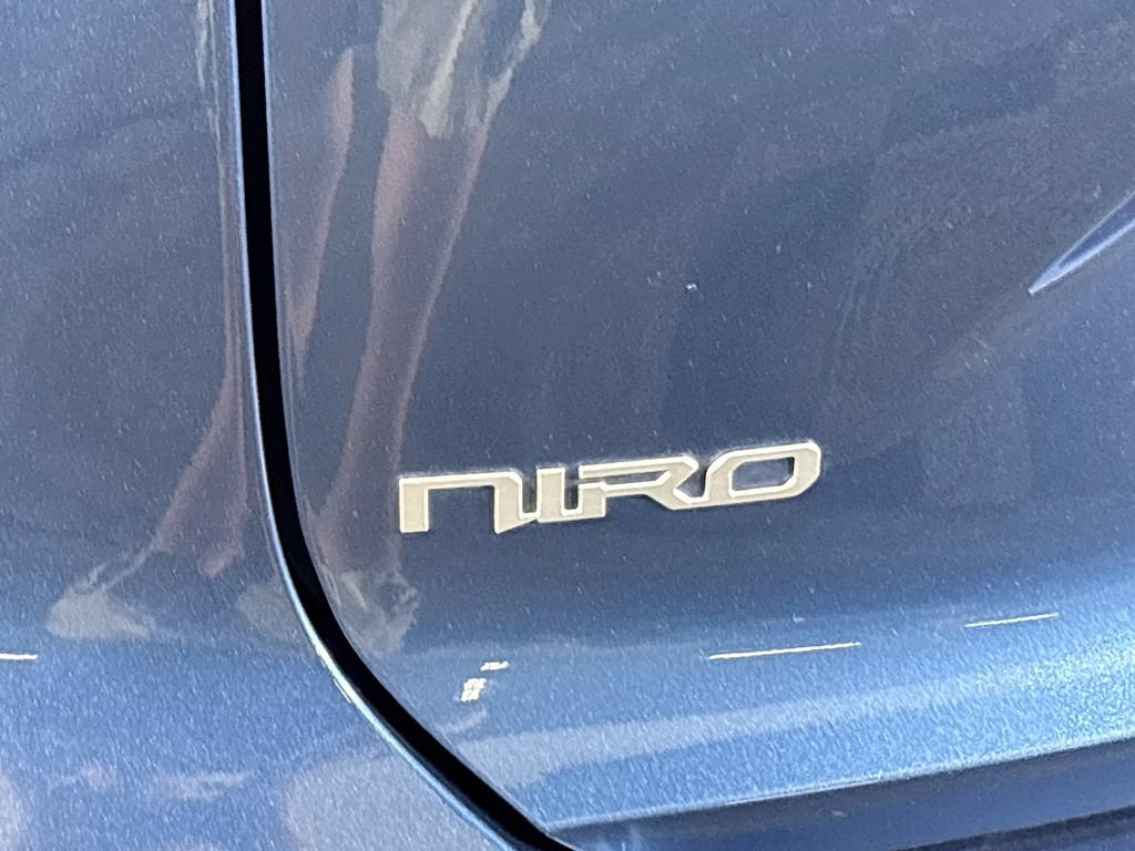 Used 2024 Kia Niro Wind w/ Wind Preserve Package FWD image 24