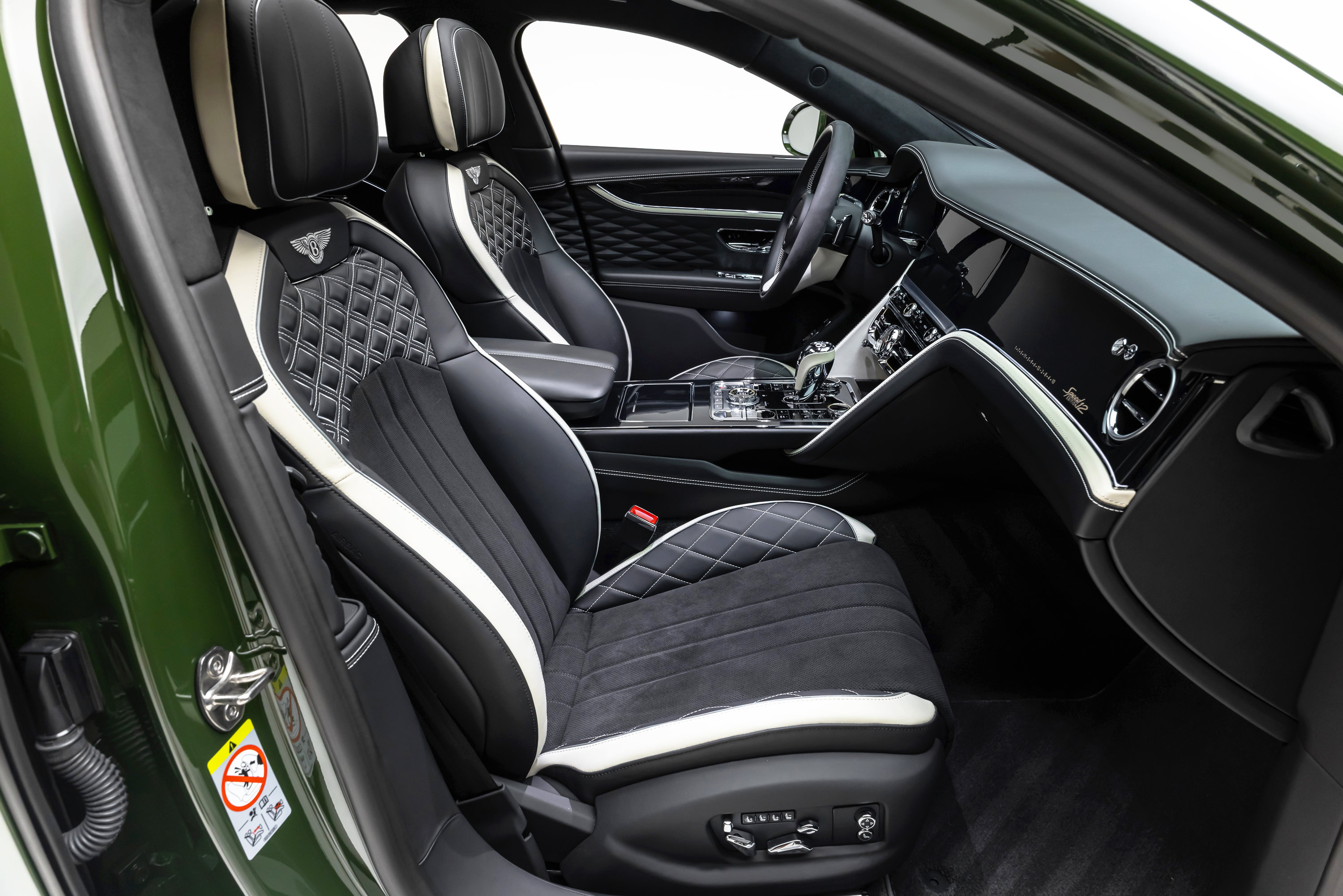 Used 2024 Bentley Flying Spur W12 AWD/4WD image 46