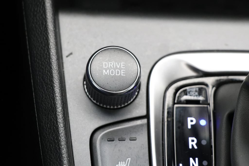 Used 2023 Hyundai Kona Limited AWD/4WD image 30