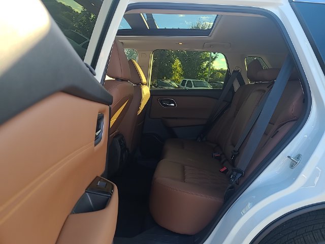 New 2026 Nissan Rogue Platinum AWD/4WD image 24
