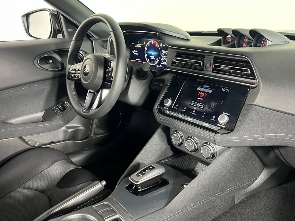 Used 2025 Nissan Z Sport w/ Floor Mat Package image 29