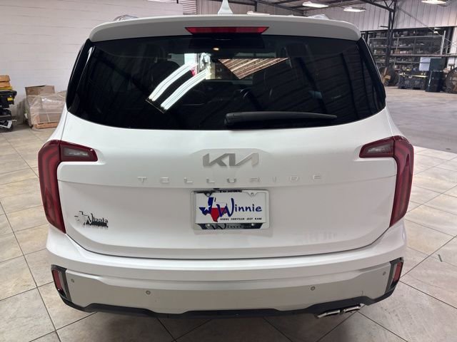 Used 2024 Kia Telluride S image 7