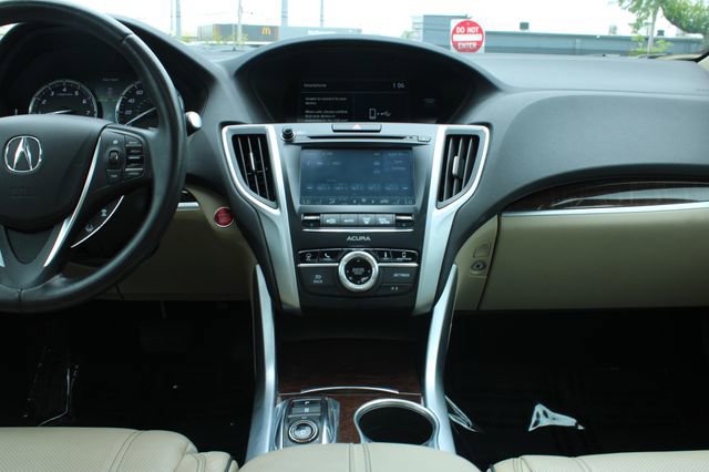 Used 2018 Acura TLX V6 w/ Technology Package FWD image 18