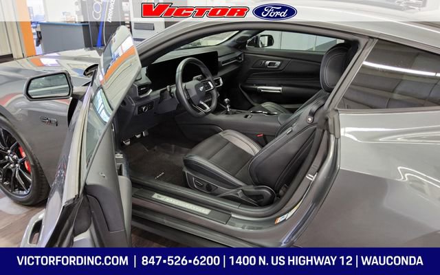 Used 2025 Ford Mustang GT Premium image 16