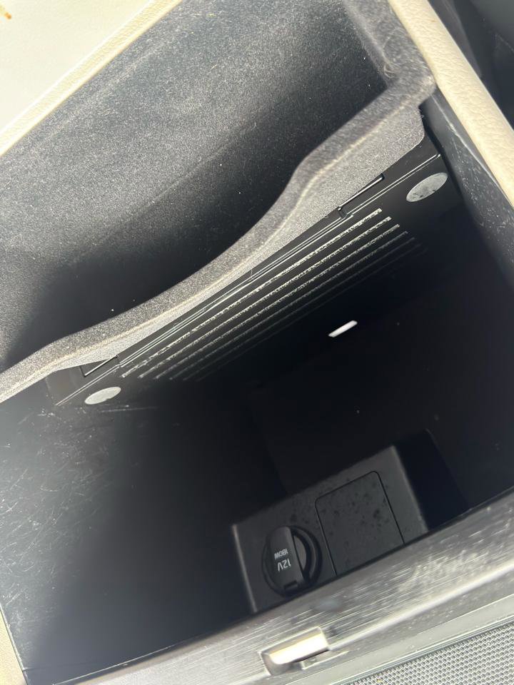 Used 2020 Kia Sedona EX image 30