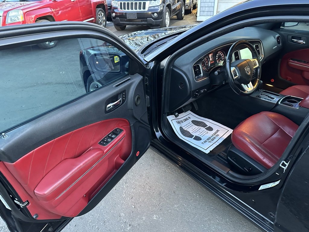 Used 2013 Dodge Charger R/T image 9