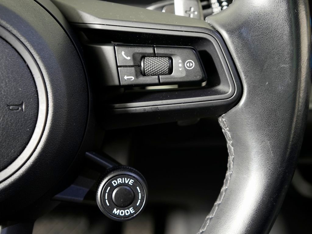 Certified 2024 Porsche Cayenne Coupe AWD/4WD image 25