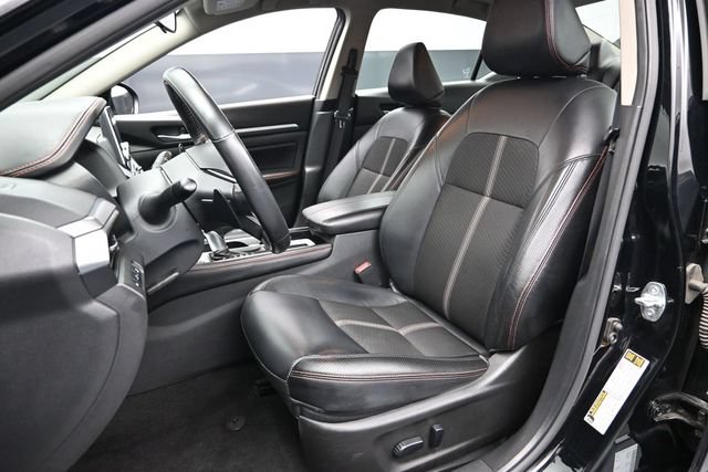 Used 2024 Nissan Altima 2.5 SR FWD image 23