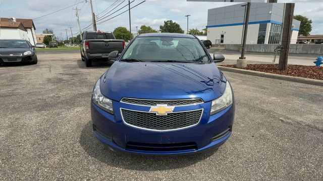 Used 2012 Chevrolet Cruze LS FWD image 3