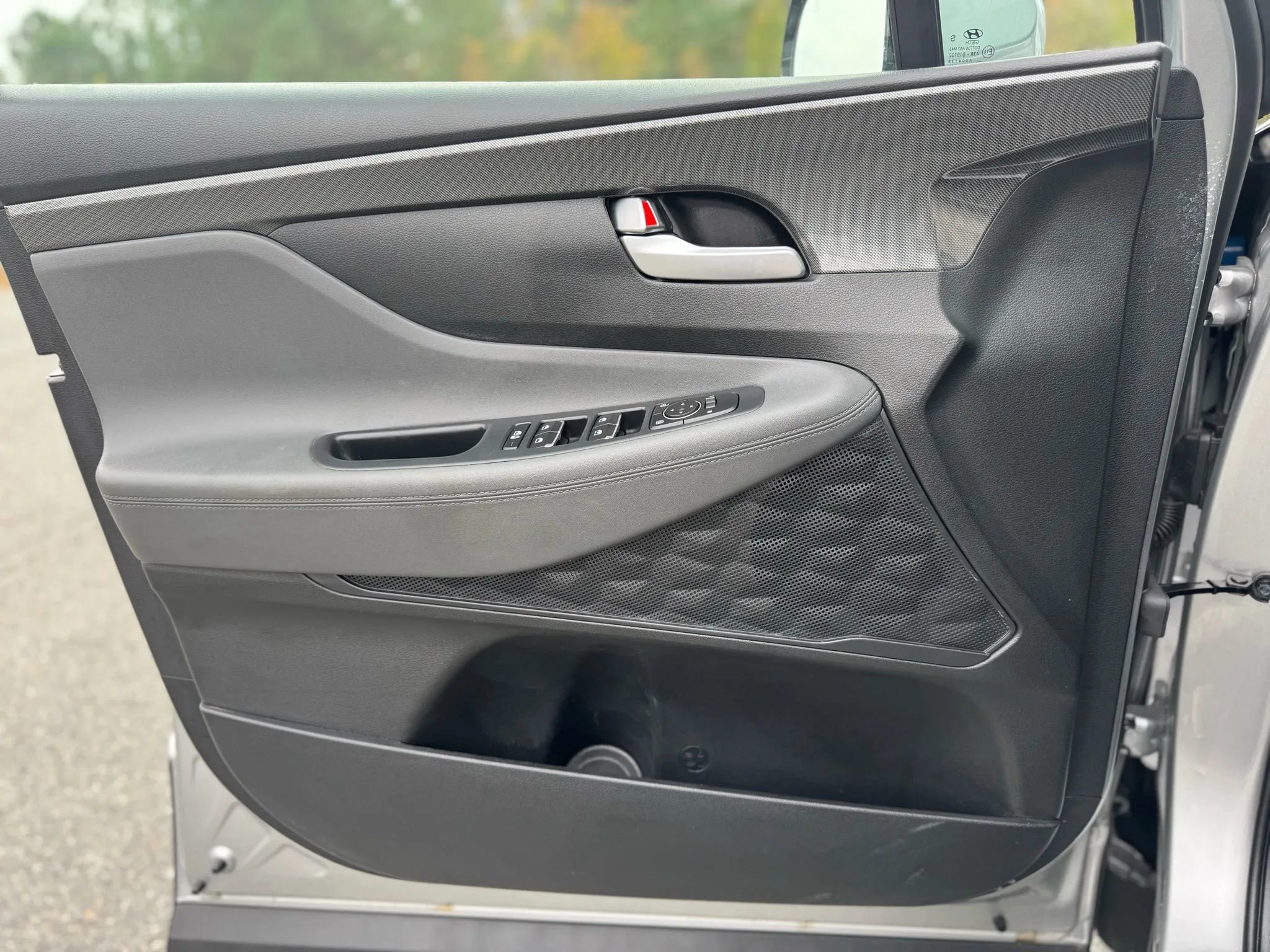 Used 2023 Hyundai Santa Fe SEL image 20