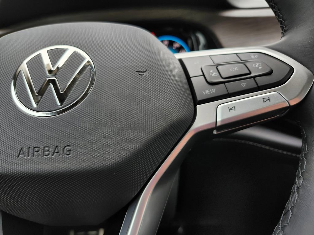 New 2026 Volkswagen Atlas SEL Premium R-Line image 13