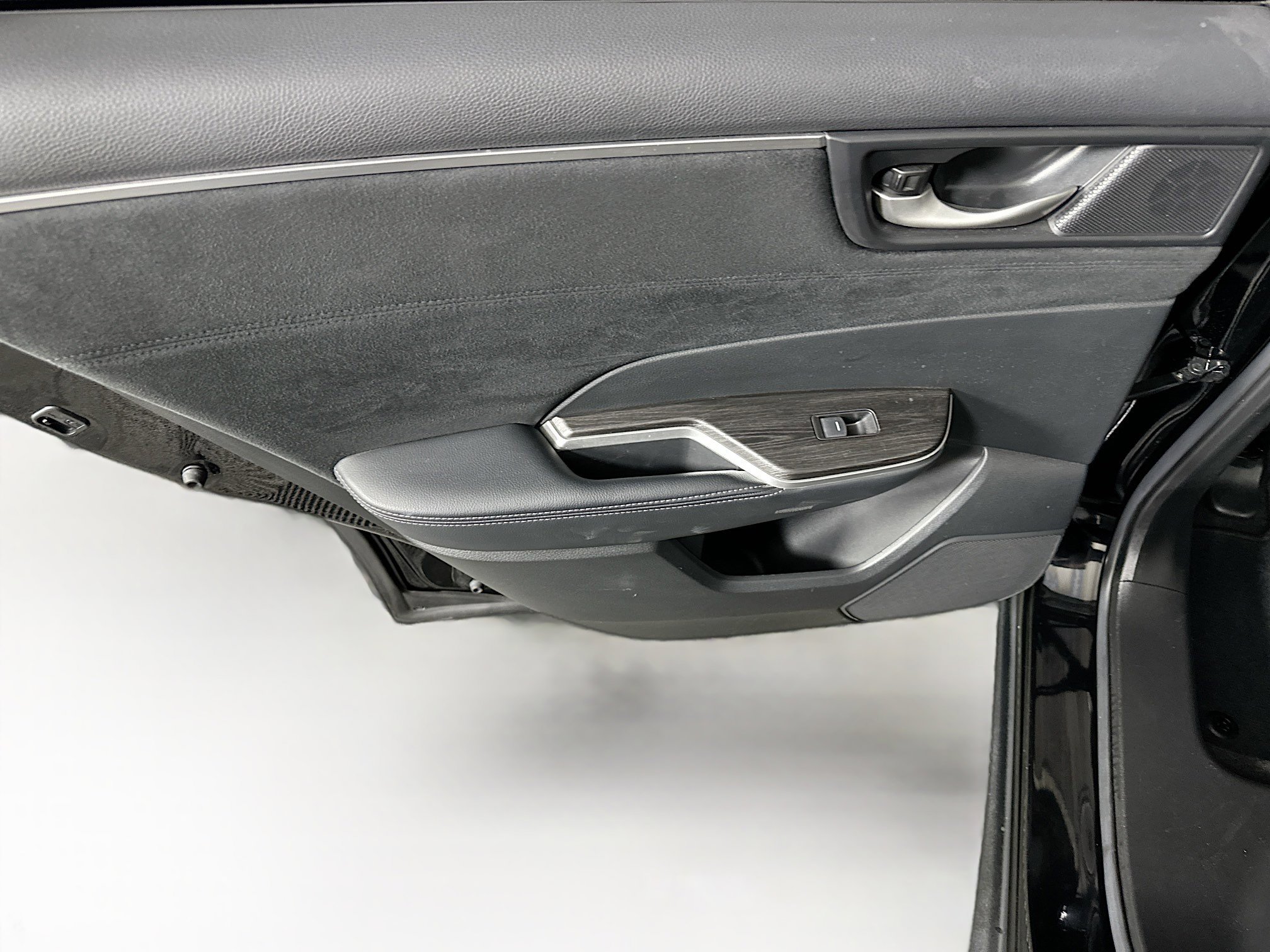 Used 2018 Honda Clarity Touring image 25