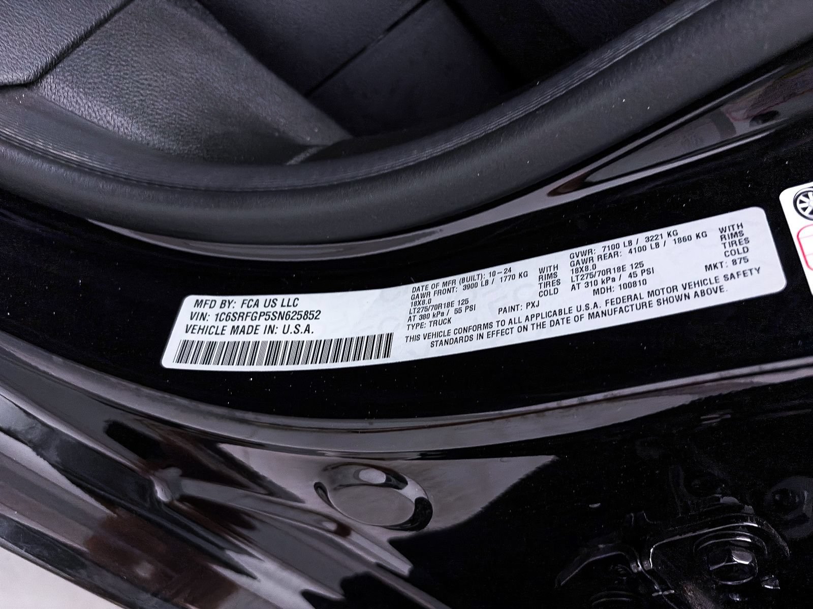 Used 2025 RAM 1500 Warlock AWD/4WD image 41