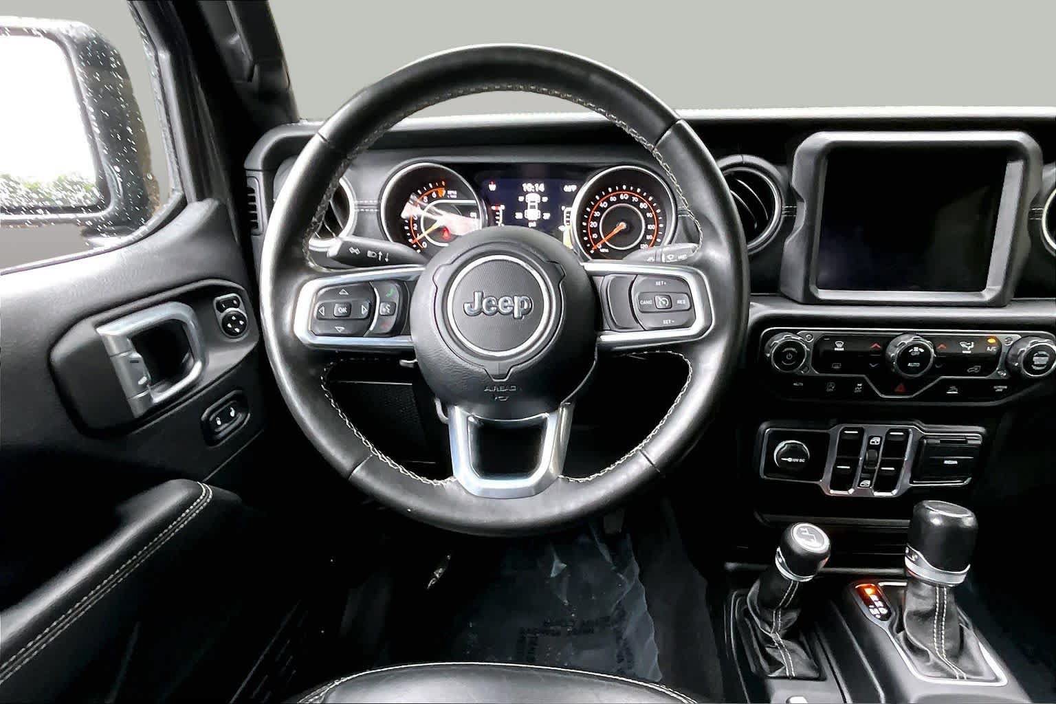 Used 2020 Jeep Gladiator Overland w/ Popular Equipment Package AWD/4WD image 6