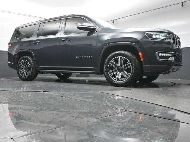 Used 2022 Jeep Wagoneer Series III w/ Flexible Seating Group image 40