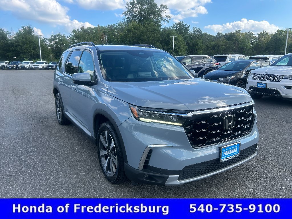 Certified 2024 Honda Pilot Touring image 8