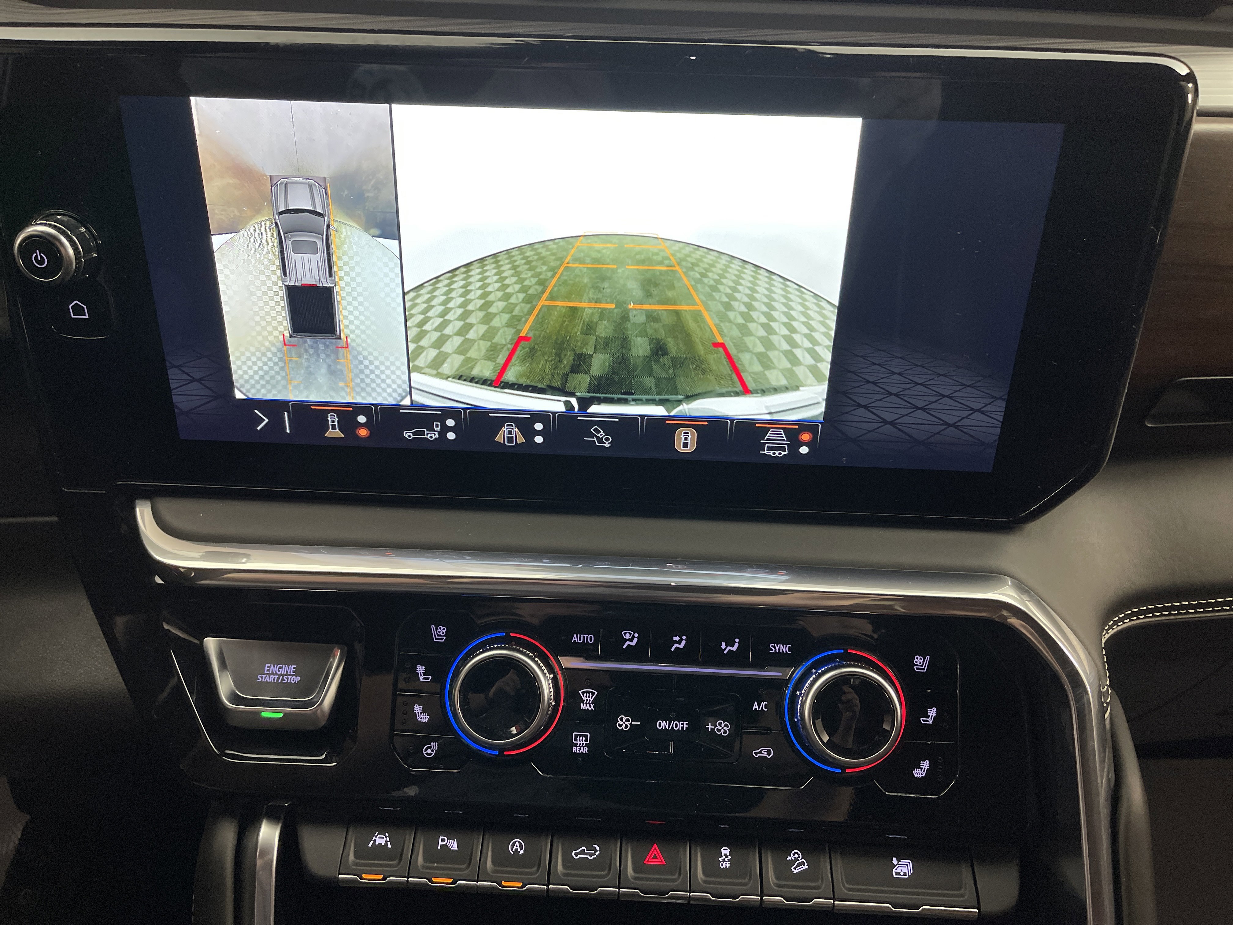 Used 2024 GMC Sierra 1500 Denali Ultimate image 25